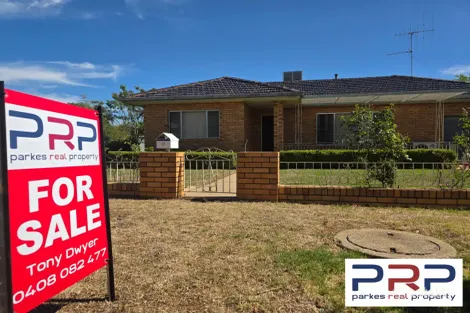 Property photo of 9 Downes Crescent Parkes NSW 2870
