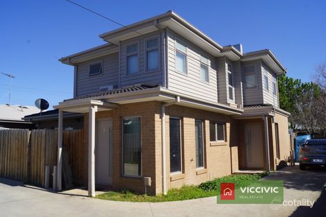 2/3 Gardenia Gr, Norlane, VIC 3214