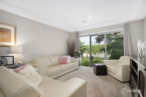 Property photo of 5 Gillman Terrace West Wodonga VIC 3690