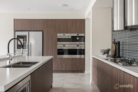 Property photo of 34 Dominion Drive Burnside VIC 3023