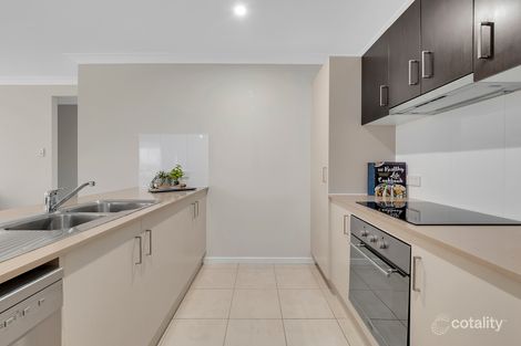 Property photo of 13 Shamrock Court Chuwar QLD 4306