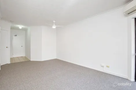 Property photo of 4/2 Broad Street Labrador QLD 4215