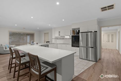 Property photo of 3 Lemon Tree Lane Narre Warren North VIC 3804