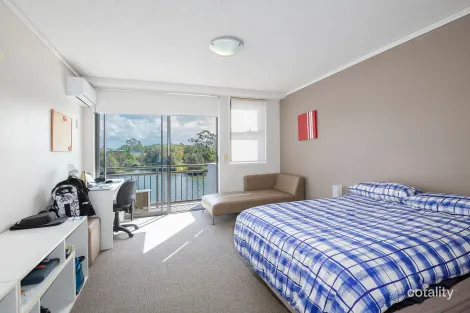207/25 Lake Orr Dr, Robina, QLD 4226