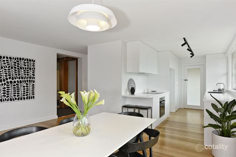 16 Manresa Ct, Sandy Bay, TAS 7005