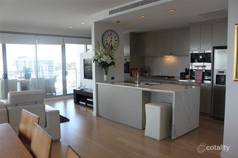 Property photo of 703/2-4 Honeysuckle Drive Newcastle NSW 2300