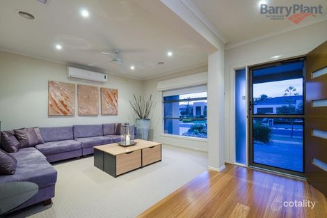 Property photo of 15 Drysdale Crescent Point Cook VIC 3030