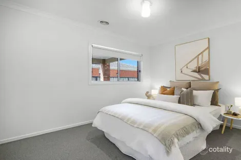 Property photo of 69 Brownlow Drive Point Cook VIC 3030