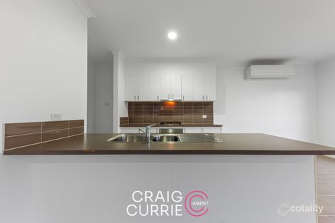 Property photo of 7 Cassinia Link Pakenham VIC 3810