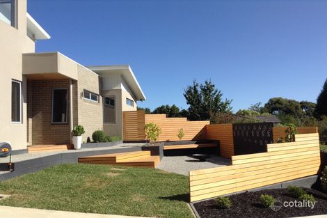 2/1 Mcmanus Dr, Mount Pleasant, VIC 3350