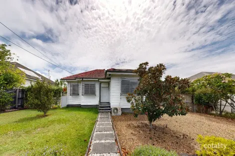 Property photo of 137 Worthing Street Wynnum QLD 4178