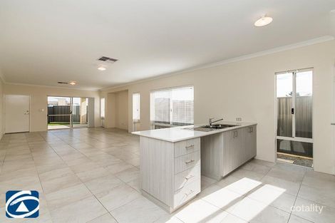 97 Holdsworth Ave, Aveley, WA 6069