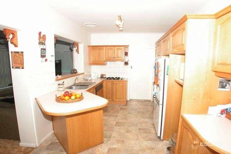 Property photo of 28 Zerfas Street Scoresby VIC 3179