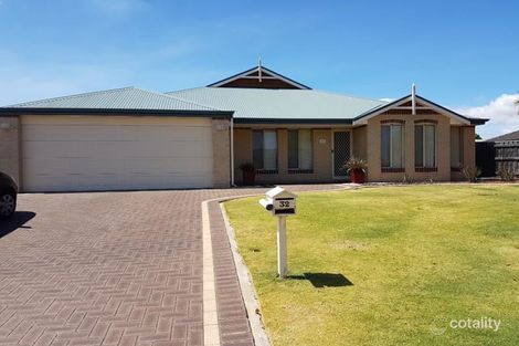 Property photo of 32 Burleigh Drive Australind WA 6233