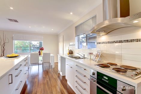 Property photo of 9 Garema Drive Morphett Vale SA 5162