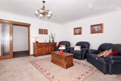 Property photo of 37 Hamilton Street Craigieburn VIC 3064