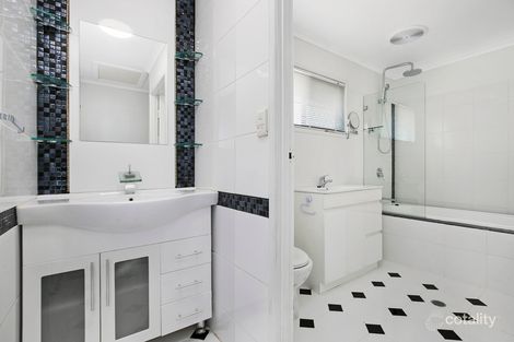 Property photo of 28 Elmhurst Street Capalaba QLD 4157