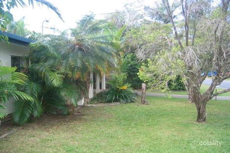 Property photo of 32 Kavieng Street Trinity Beach QLD 4879