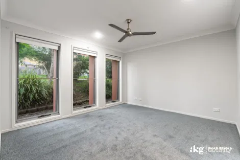 Property photo of 18 Basinghall Place Berrinba QLD 4117