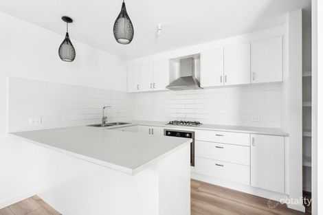 Property photo of 3/69 McClelland Avenue Lara VIC 3212