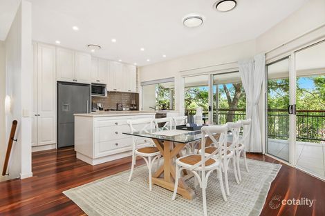 Property photo of 33 Highland Terrace St Lucia QLD 4067