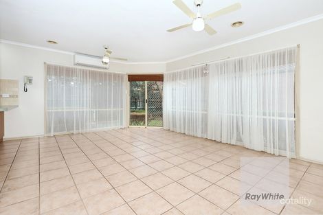 Property photo of 9 Herring Court Roxburgh Park VIC 3064
