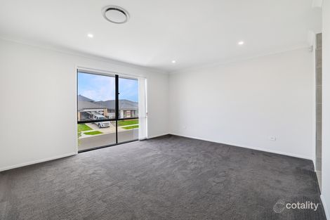 Property photo of 11 Spice Street Gledswood Hills NSW 2557