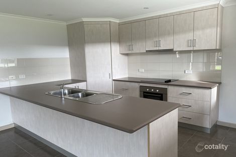Property photo of 7 Gilchrist Court Stratford VIC 3862