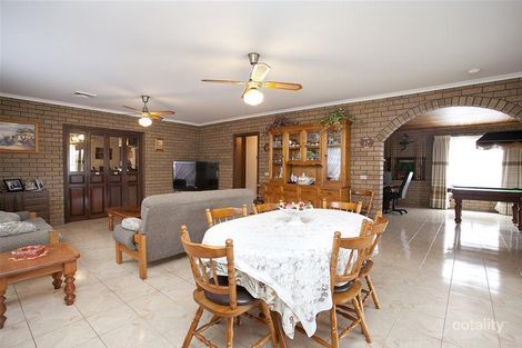Property photo of 40 Angourie Crescent Taylors Lakes VIC 3038
