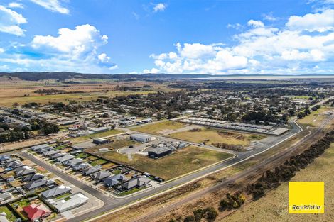 Property photo of 6 Masters Close Bungendore NSW 2621