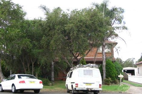 4 Ogilvie St, East Hills, NSW 2213