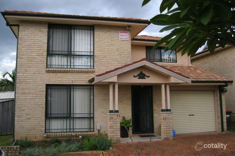 Property photo of 7/8 Redfern Road Minto NSW 2566
