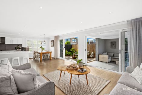 Property photo of 19 Sloop Avenue Shell Cove NSW 2529