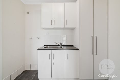 Property photo of 21 Menzies Avenue Kooringal NSW 2650