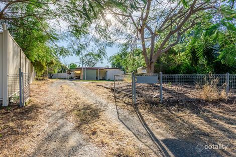 Property photo of 3 Suncross Place Emerald QLD 4720