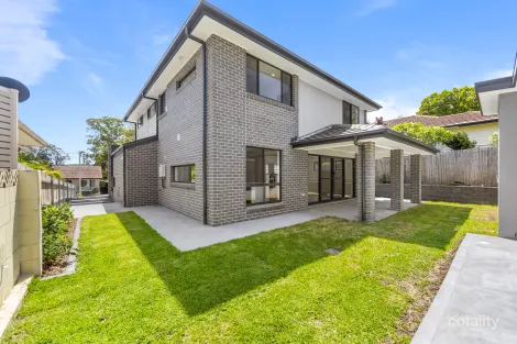 Property photo of 13 Asca Drive Green Point NSW 2251