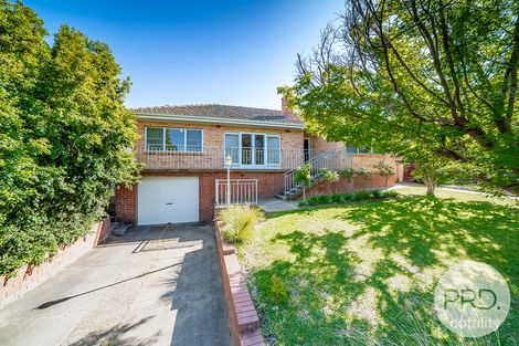 Property photo of 46 White Avenue Kooringal NSW 2650