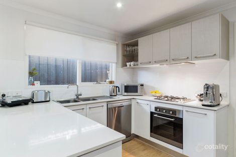 Property photo of 75 Clarendon Drive Somerville VIC 3912