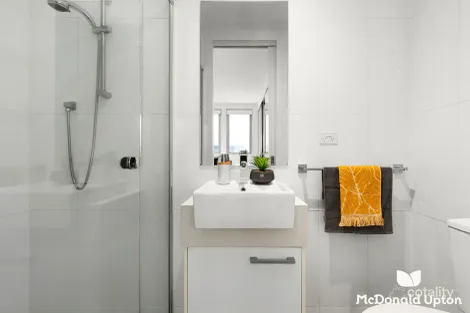 Property photo of 8/32 Napier Street Essendon VIC 3040