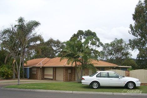 35 Cadogan St, Carindale, QLD 4152