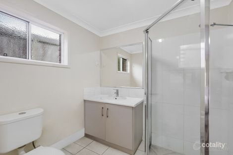 Property photo of 2/10 Chainey Court Glenvale QLD 4350