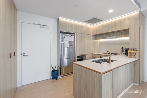 Property photo of 203/66 Lambert Street Kangaroo Point QLD 4169