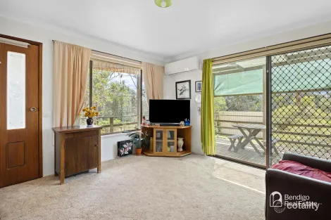 Property photo of 6 Durham Street Eaglehawk VIC 3556