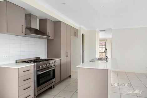 Property photo of 24 Koobush Boulevard Wollert VIC 3750