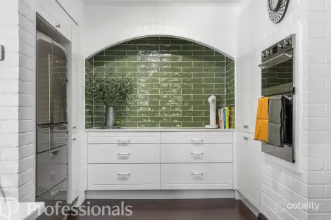 Property photo of 24 Green Lane Orange NSW 2800