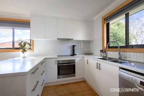 Property photo of 11 Yaxley Street Penguin TAS 7316