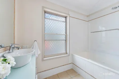 Property photo of 4/4 Harry Street Zillmere QLD 4034