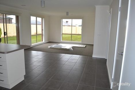 Property photo of 14 Battarbee Street Warrnambool VIC 3280