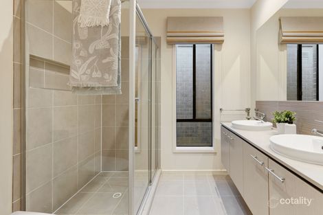 Property photo of 13 Fletcher Road Craigieburn VIC 3064