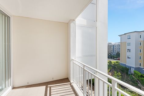 Property photo of 214/17 Woodlands Avenue Breakfast Point NSW 2137